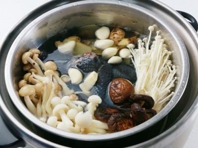 食譜-什錦菇燉蒜頭雞