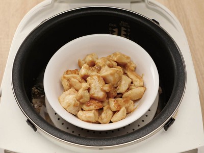 食譜-鹹魚雞粒煲仔飯