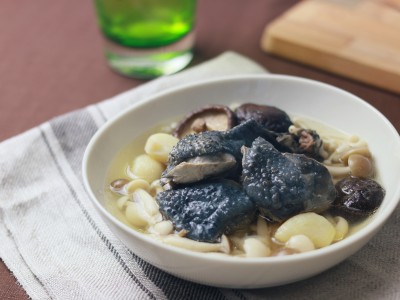 食譜-什錦菇燉蒜頭雞