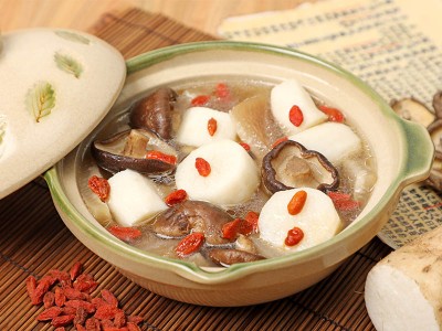 食譜-山藥枸杞豬皮湯