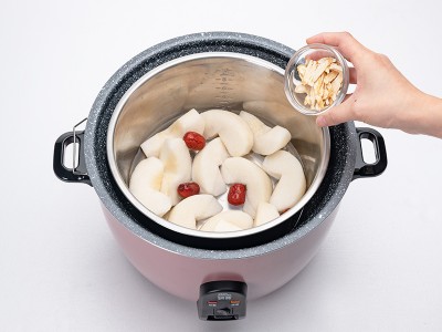 食譜-西洋參燉水梨