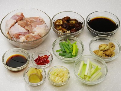 食譜-香菇栗子燒雞