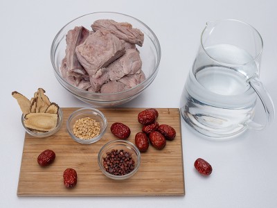 食譜-酸棗仁煲排骨
