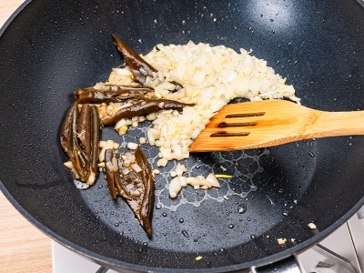 食譜-奶香剝皮辣椒義大利麵