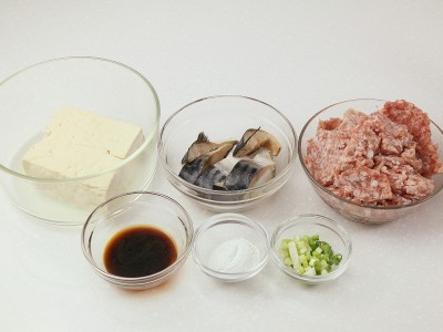 食譜-蓮藕排骨湯+鹹魚豆腐蒸肉(一鍋兩菜)