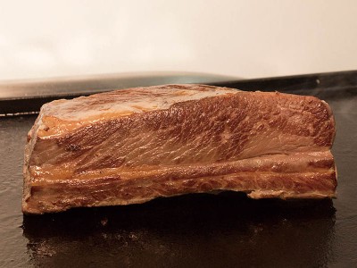 食譜-帶骨牛排佐照燒醬