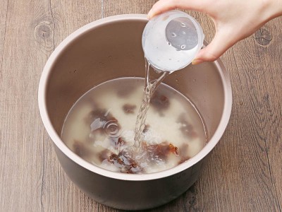 食譜-桂圓米糕粥