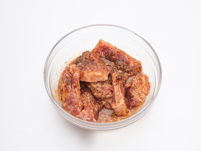 食譜-啤酒蝦+粉蒸肉片+檸香紙包魚(一鍋三菜)