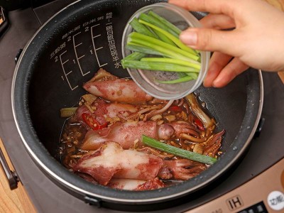 食譜-醬燒小卷