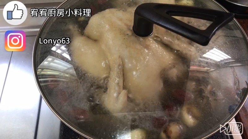 4蓋上鍋蓋燉煮.jpg